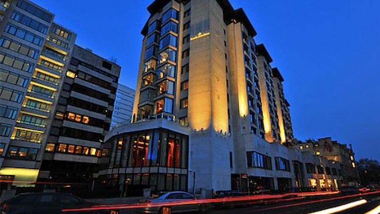 هتل فور سیزنز پارک لِین لندن