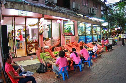 ماساژ پا در تایلند