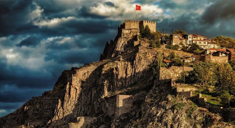 قلعه‌ی آنکارا (Ankara Castle) دیدنی های آنکارا