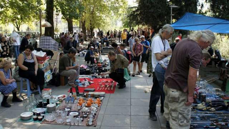 بازار درای بریج در گرجستان