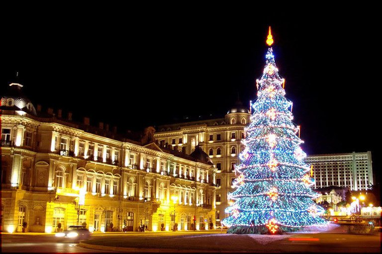 جشن کریسمس در باکو