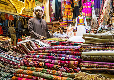 بازار سنتی پارچه‌فروش‌های دبی