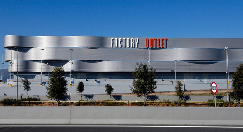 فکتوری اوت لت فرودگاه (Factory Outlet Airport)